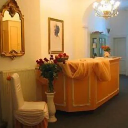 Отель Auguste Viktoria 3*