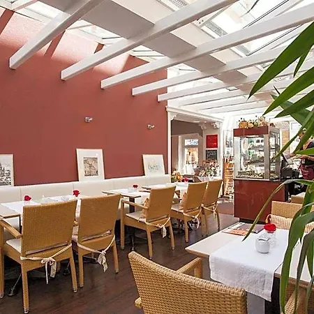 Hotel Auguste Viktoria 3*