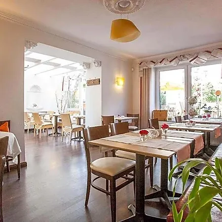 Auguste Viktoria Hotel 3*