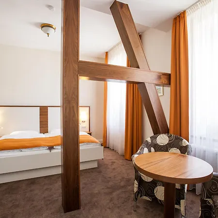 Hotel Auguste Viktoria 3*