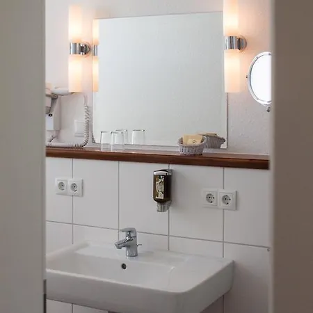 מלון Auguste Viktoria