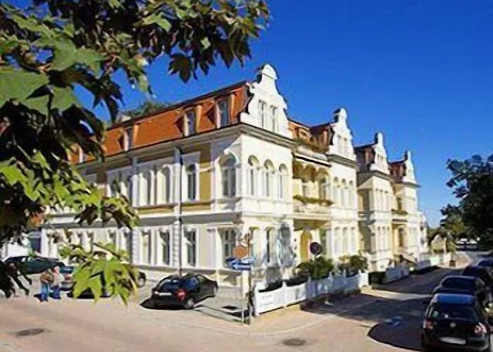 Auguste Viktoria Hotel 3*